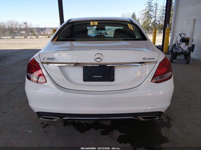 Aukcja sprzedaży 2016 Mercedes-benz C 300 4matic, vin: 55SWF4KB2GU136283, numer aukcji: 44383090