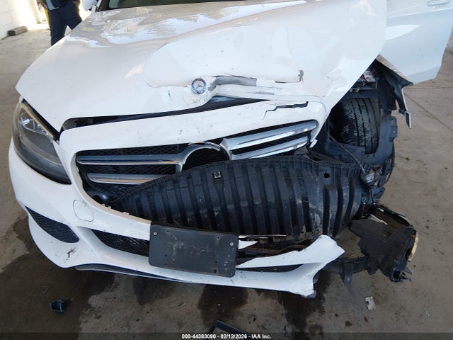 2016 MERCEDES-BENZ C 300 55SWF4KB2GU136283 Photo 5