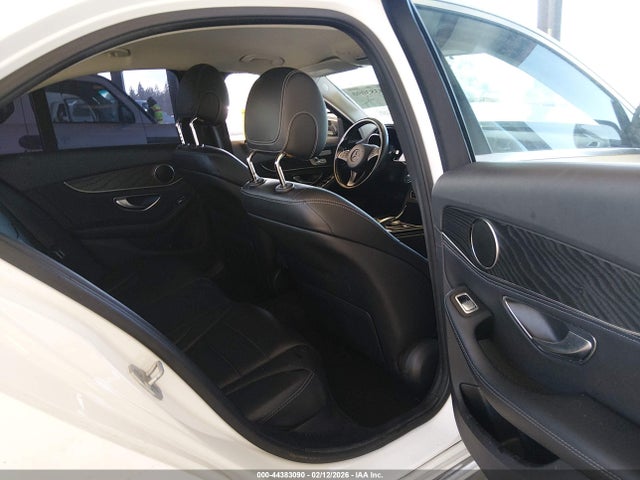 2016 MERCEDES-BENZ C 300 55SWF4KB2GU136283 Photo 7