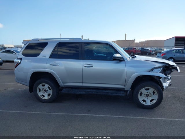 JTEZU5JR8G5137315 Toyota 4RUNNER SR5