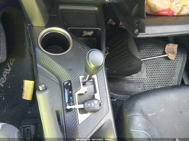 2T3WFREV7FW139838 Toyota Rav4 Xle