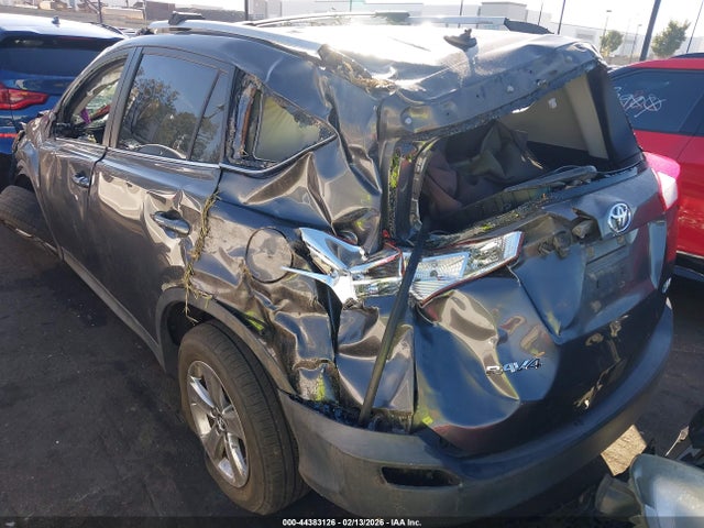 2T3WFREV7FW139838 Toyota Rav4 Xle