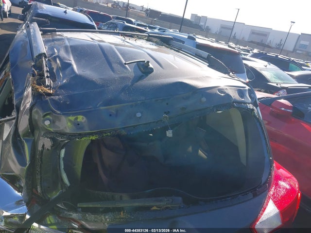 2T3WFREV7FW139838 Toyota Rav4 Xle