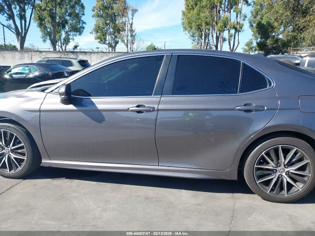 4T1G11AK8PU750570 Toyota CAMRY SE