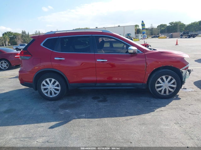 Продаж на аукціоні авто 2017 Nissan Rogue S/sl, vin: 5N1AT2MT8HC833580, номер лоту: 44383205