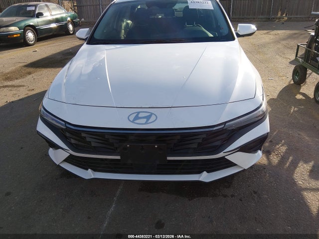 KMHLS4DG4SU018787 Hyundai Elantra Sel Convenience