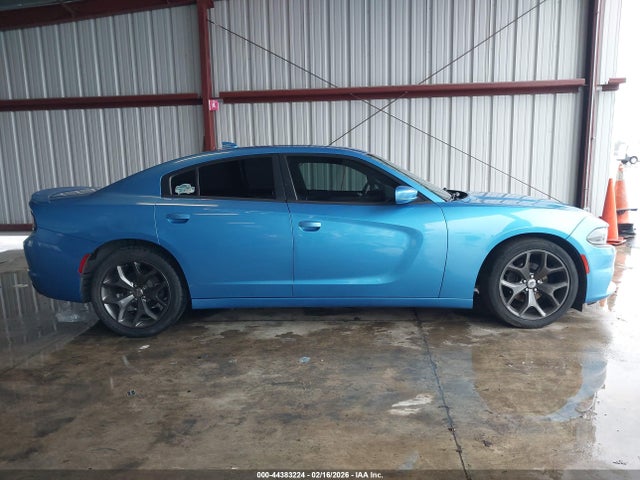 2C3CDXHG4GH133219 Dodge Charger Sxt
