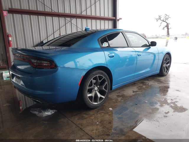2C3CDXHG4GH133219 Dodge Charger Sxt
