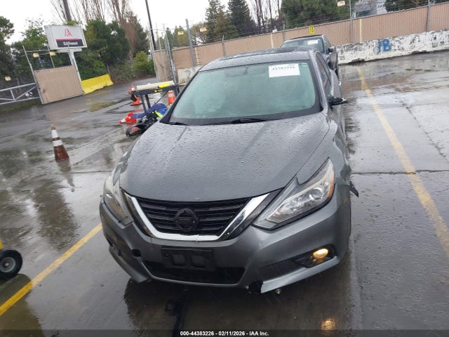 1N4AL3AP5JC296910 Nissan Altima 2.5 Sr