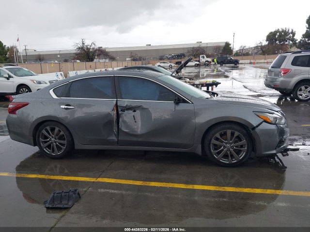 1N4AL3AP5JC296910 Nissan Altima 2.5 Sr