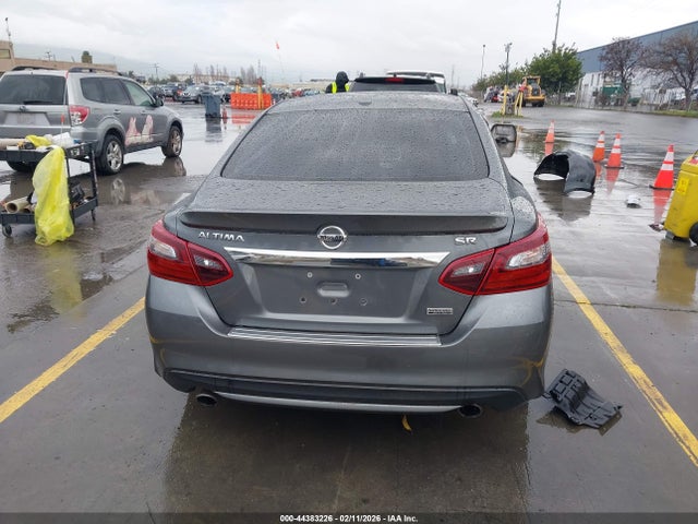 1N4AL3AP5JC296910 Nissan Altima 2.5 Sr