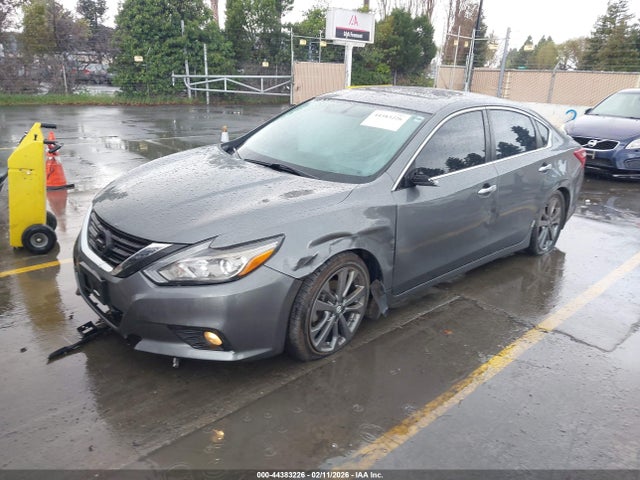 1N4AL3AP5JC296910 Nissan Altima 2.5 Sr