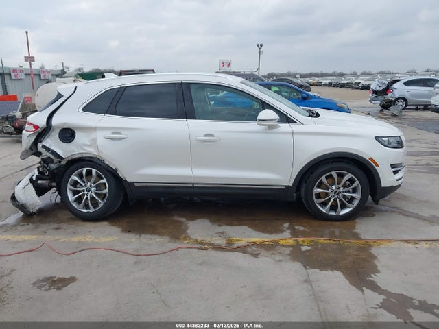 5LMCJ2C95KUL17549 Lincoln MKC SELECT
