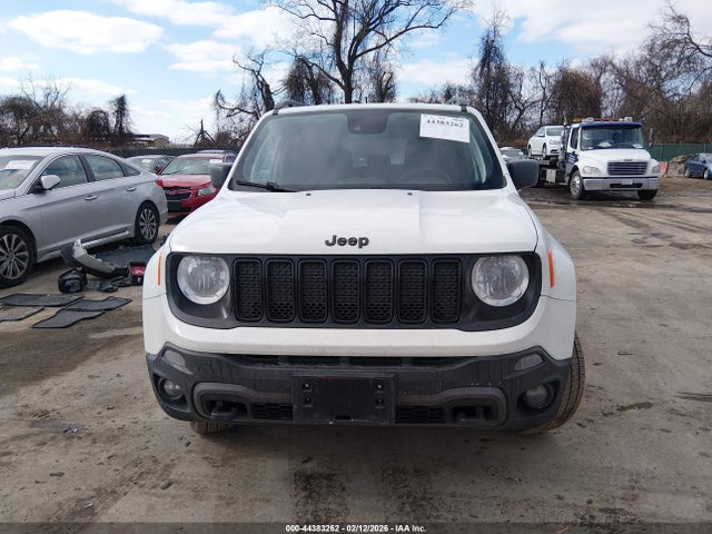44383262 :رقم المزاد ، ZACNJDAB8MPM66962 vin ، 2021 Jeep Renegade Upland 4x4 مزاد بيع
