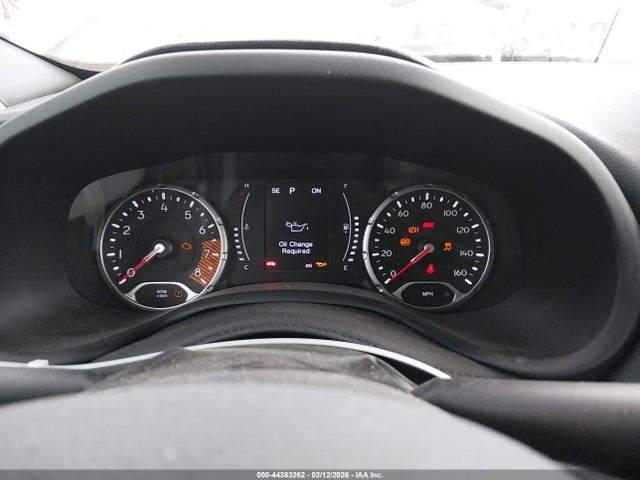 44383262 :رقم المزاد ، ZACNJDAB8MPM66962 vin ، 2021 Jeep Renegade Upland 4x4 مزاد بيع