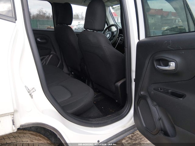 44383262 :رقم المزاد ، ZACNJDAB8MPM66962 vin ، 2021 Jeep Renegade Upland 4x4 مزاد بيع