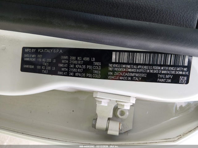 44383262 :رقم المزاد ، ZACNJDAB8MPM66962 vin ، 2021 Jeep Renegade Upland 4x4 مزاد بيع