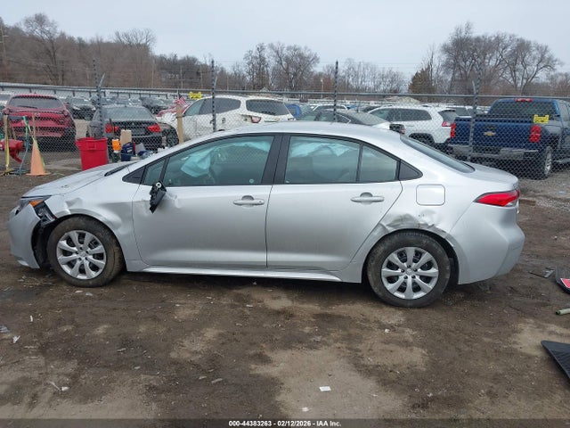 5YFB4MDE6SP359145 Toyota COROLLA LE