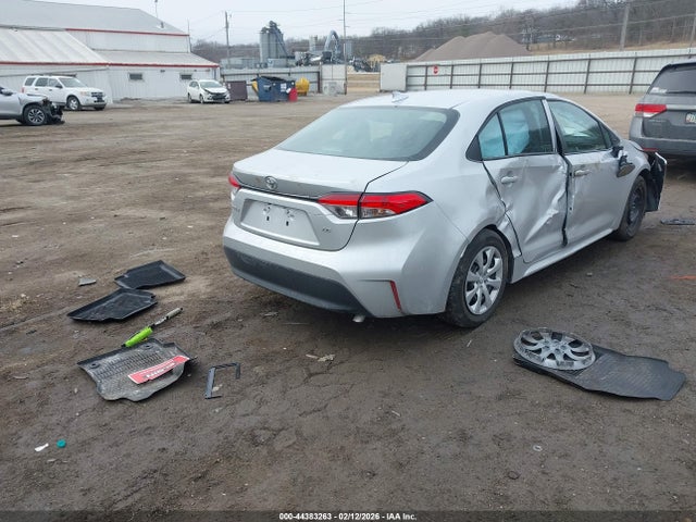 5YFB4MDE6SP359145 Toyota COROLLA LE