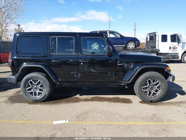 1C4PJXEN2SW592347 Jeep Wrangler 4-door Sahara 4x4