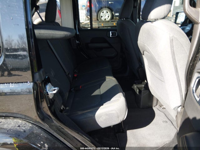 1C4PJXEN2SW592347 Jeep Wrangler 4-door Sahara 4x4
