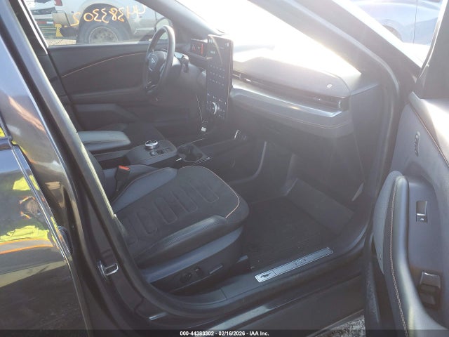 2022 FORD MUSTANG MACH-E 3FMTK4SE2NMA43312 Photo 4