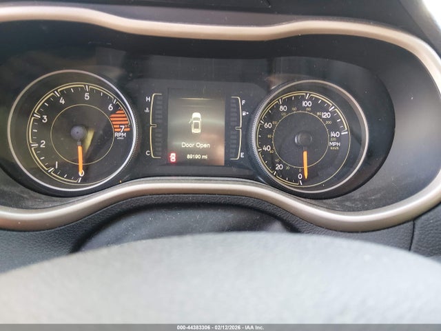 Продажа на аукционе авто 2018 Jeep Cherokee Latitude Tech Connect 4x4, vin: 1C4PJMCB2JD588672, номер лота: 44383306