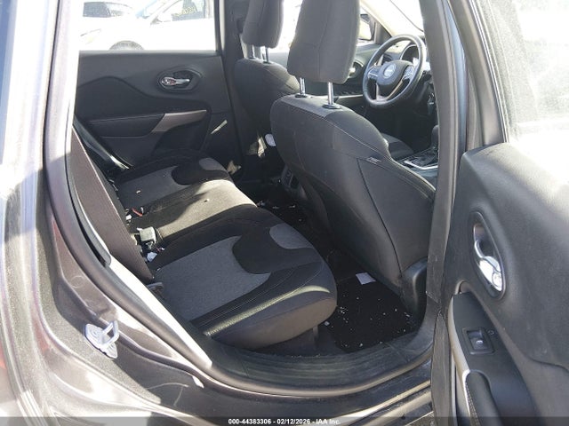 Продажа на аукционе авто 2018 Jeep Cherokee Latitude Tech Connect 4x4, vin: 1C4PJMCB2JD588672, номер лота: 44383306