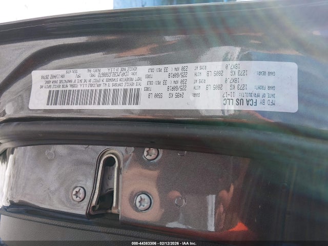 Продажа на аукционе авто 2018 Jeep Cherokee Latitude Tech Connect 4x4, vin: 1C4PJMCB2JD588672, номер лота: 44383306