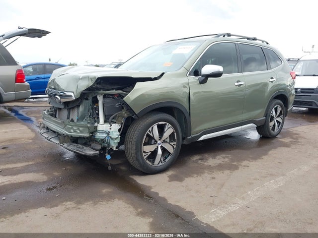 JF2SKAWC6KH573615 Subaru Forester Touring