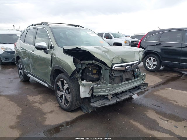 JF2SKAWC6KH573615 Subaru Forester Touring