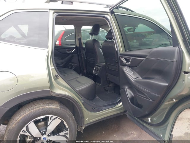 JF2SKAWC6KH573615 Subaru Forester Touring