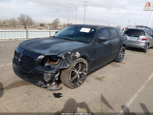 44383370 :رقم المزاد ، 2D4GV58295H123868 vin ، 2005 Dodge Magnum Rt مزاد بيع