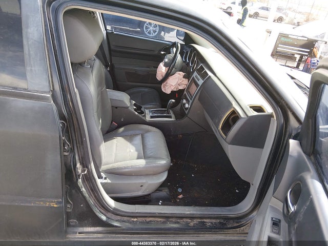 44383370 :رقم المزاد ، 2D4GV58295H123868 vin ، 2005 Dodge Magnum Rt مزاد بيع
