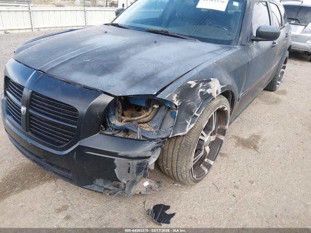 44383370 :رقم المزاد ، 2D4GV58295H123868 vin ، 2005 Dodge Magnum Rt مزاد بيع