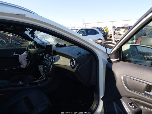 44383373 :رقم المزاد ، WDCTG4EB7GJ224889 vin ، 2016 Mercedes-benz Gla 250 مزاد بيع