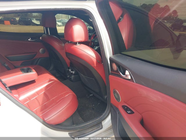 Продаж на аукціоні авто 2022 Kia Stinger Gt2, vin: KNAE55LC8N6108409, номер лоту: 44383405