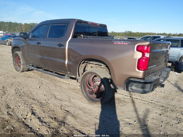 3GCPYFED2KG270819 Chevrolet Silverado 1500 Lt Trail Boss