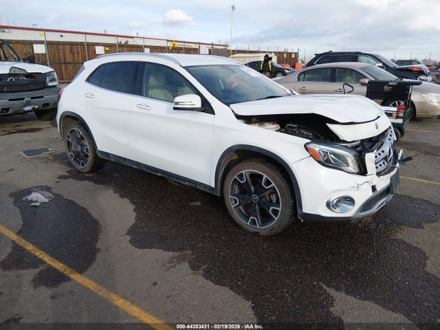 2020 MERCEDES-BENZ GLA 250 WDCTG4GB1LU024385