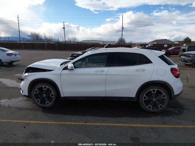 2020 Mercedes-benz Gla 250 4matic მანქანა იყიდება აუქციონზე, vin: WDCTG4GB1LU024385, აუქციონის ნომერი: 44383431