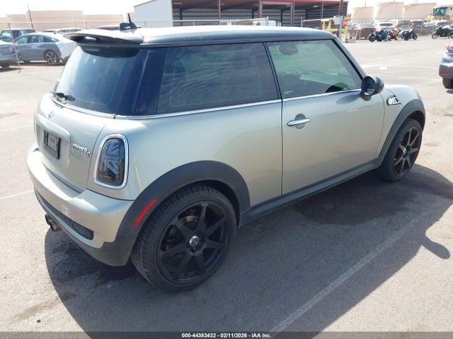 2008 MINI COOPER S WMWMF73568TV36538 Photo 3