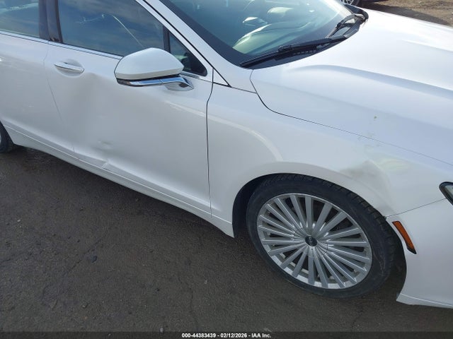 2017 LINCOLN MKZ 3LN6L5F98HR630215 Photo 5