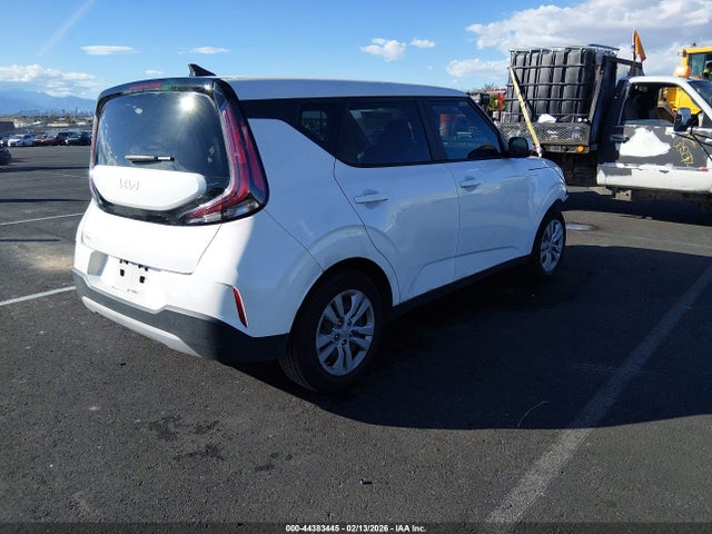 KIA SOUL LX 2023 KNDJ23AU9P7215458 Image 4