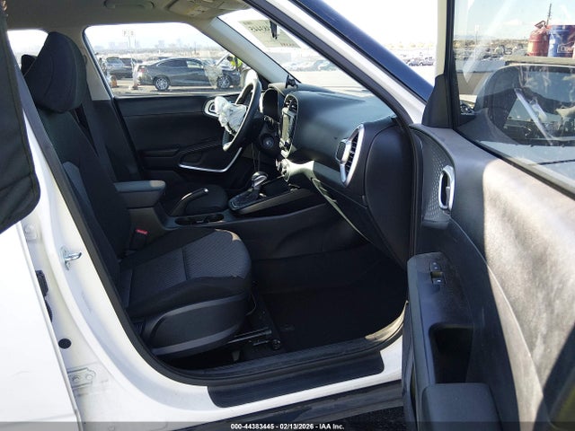KIA SOUL LX 2023 KNDJ23AU9P7215458 Image 5