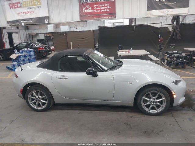 44383457 :رقم المزاد ، JM1NDAB79G0110372 vin ، 2016 Mazda Mx-5 Miata Sport مزاد بيع