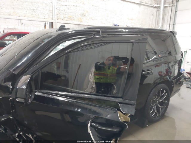 Продаж на аукціоні авто 2021 Cadillac Escalade Premium Luxury, vin: 1GYS4CKL0MR212530, номер лоту: 44383459