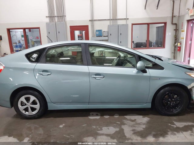 Toyota Prius Four 2015 JTDKN3DU2F1907084 Image 13