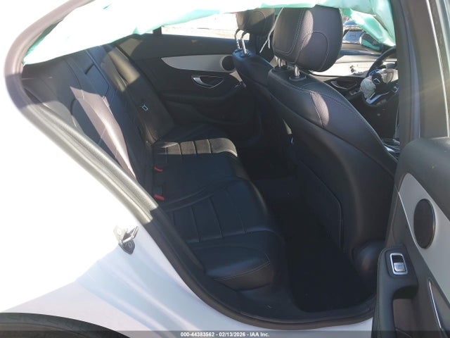 44383562 :رقم المزاد ، 55SWF8DB3LU329119 vin ، 2020 Mercedes-benz C 300 مزاد بيع