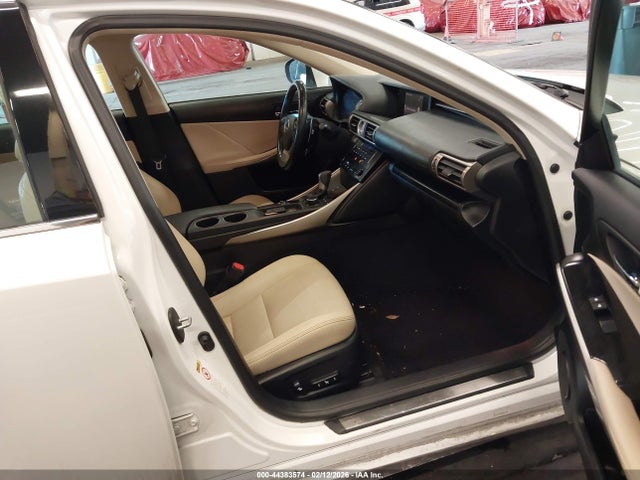 Lexus IS 250 2014 JTHCF1D24E5005420 Image 5