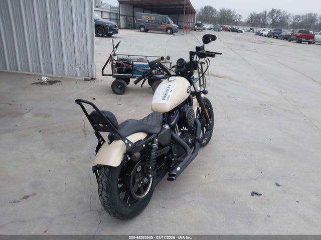 2021 HARLEY-DAVIDSON XL883 1HD4LE214MB410899 Photo 3